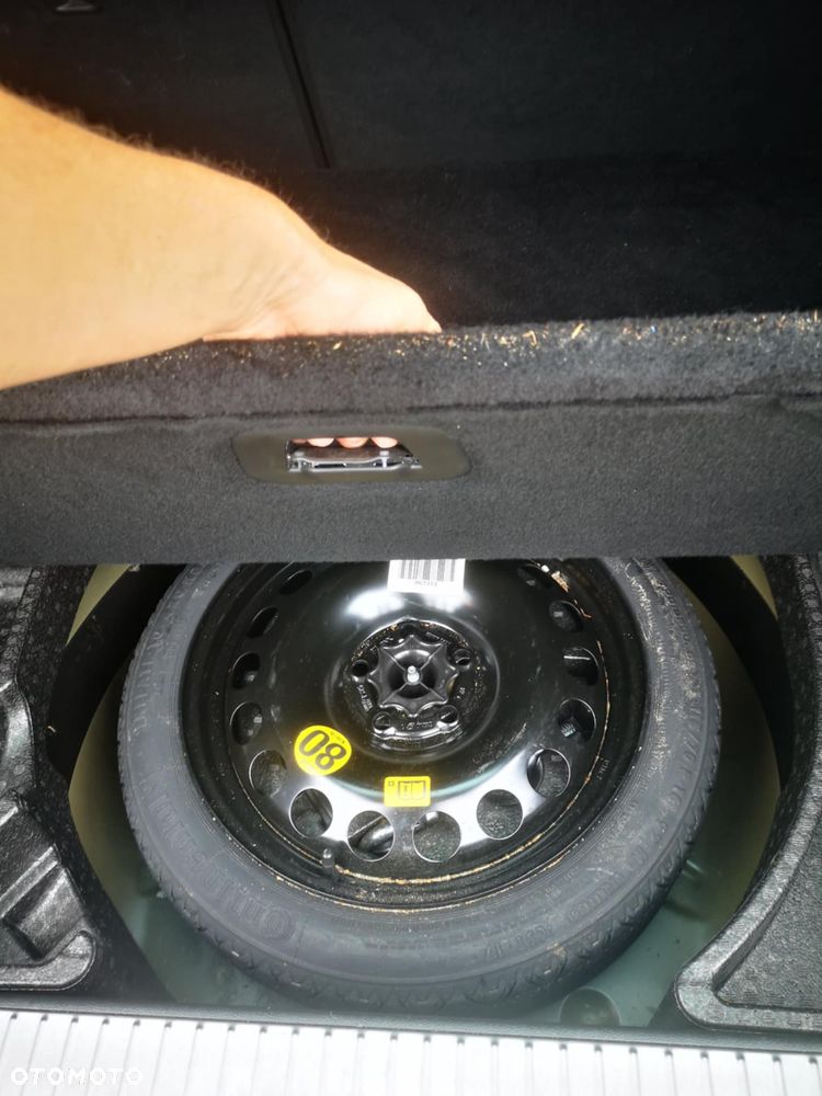 Opel Astra 1.4 Turbo Exklusiv - 23