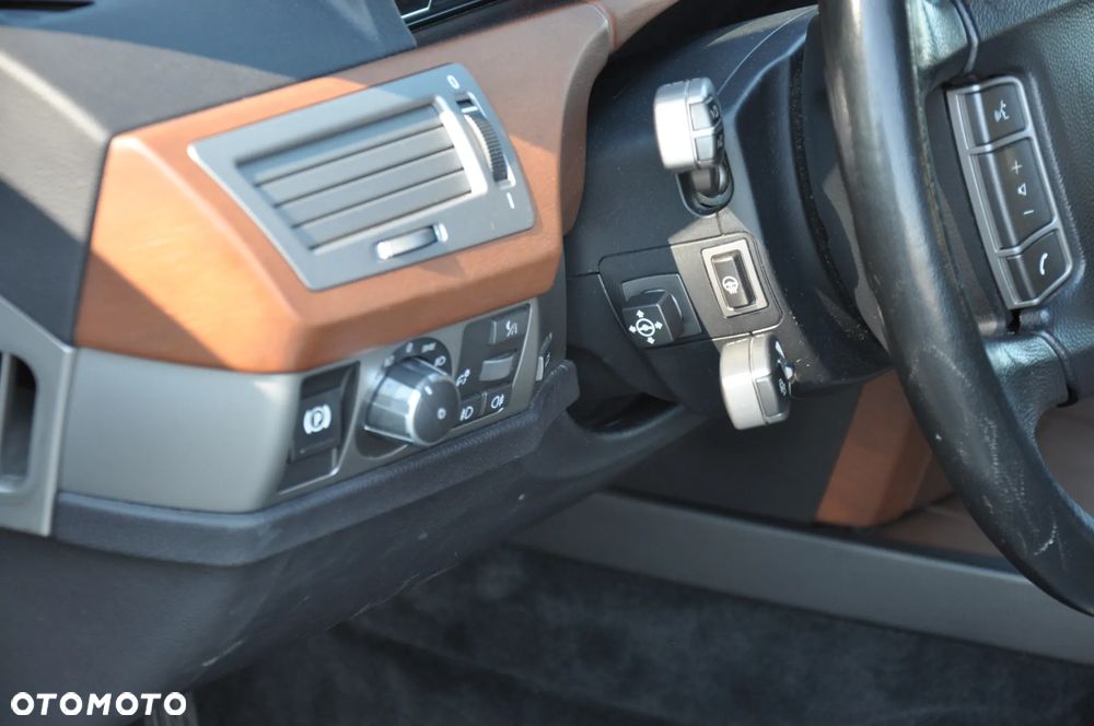BMW Seria 7 740i - 15