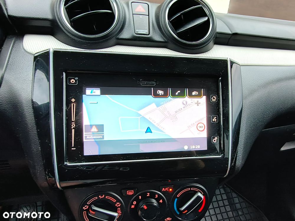 Suzuki Swift - 11