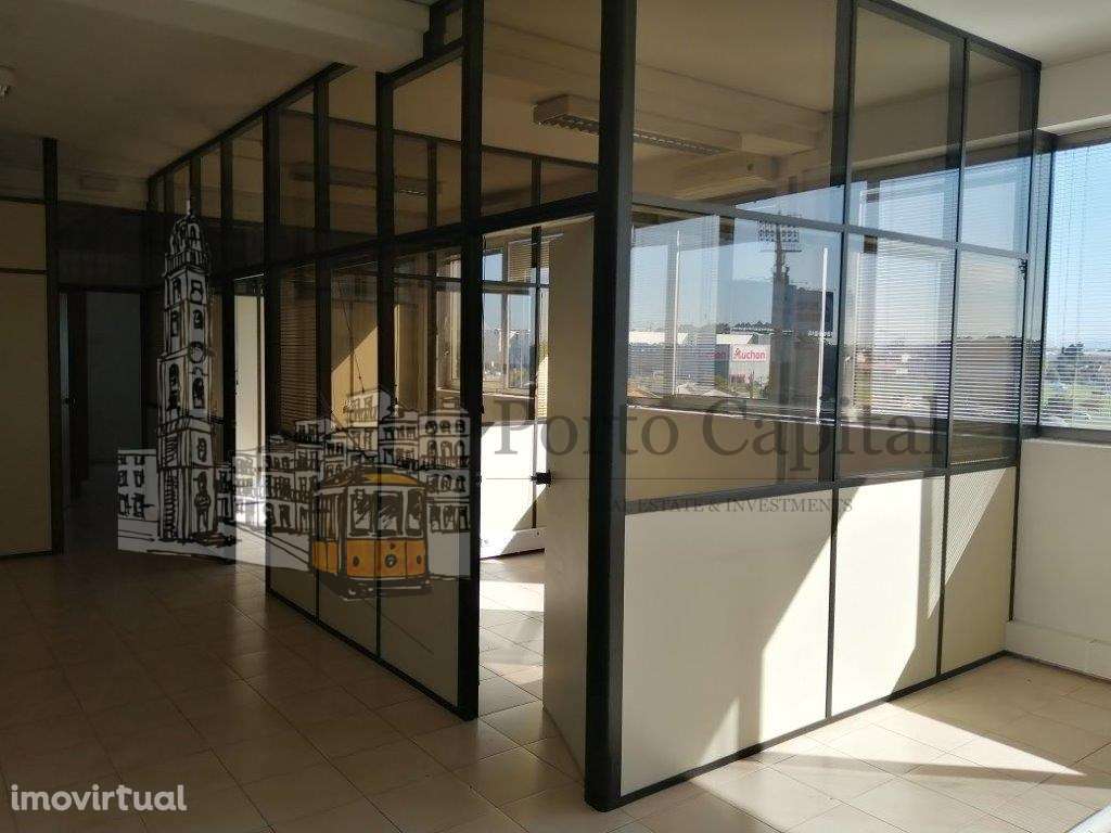 Escritório para arrendamento com uma área 270m2 em leca Palmeira. - Grande imagem: 5/17