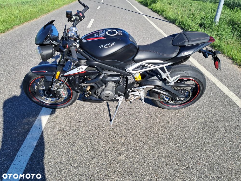 Triumph Street Triple - 4
