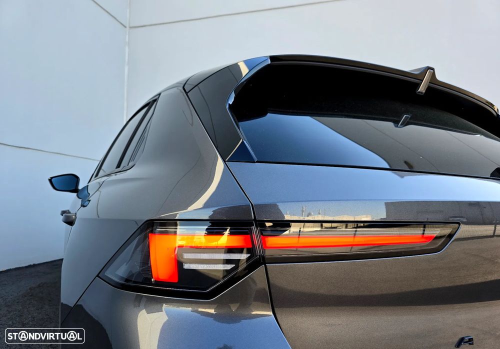 Opel Astra 1.2 T GS Line - 9