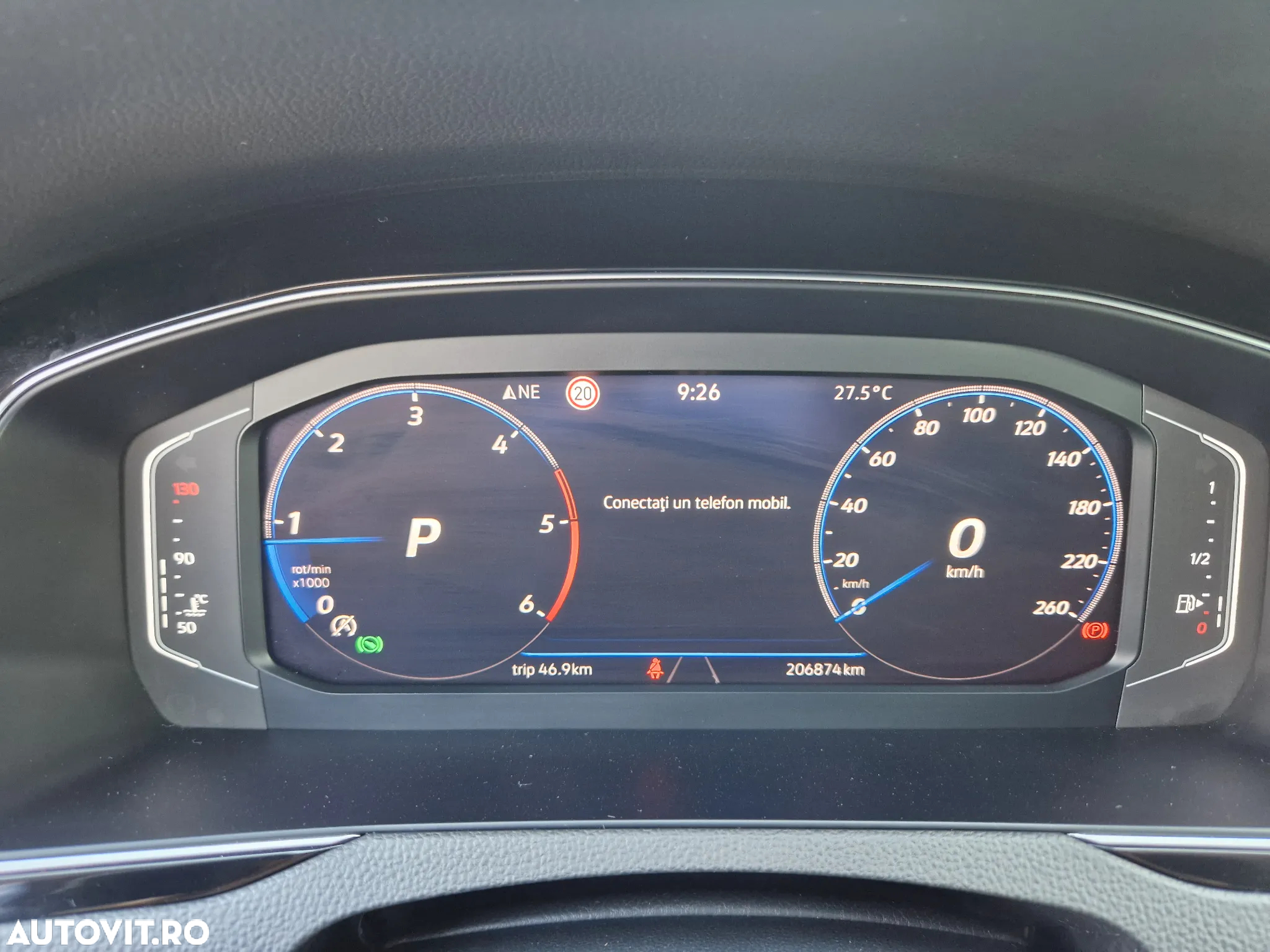 Volkswagen Passat 2.0 TDI SCR DSG Highline - 24