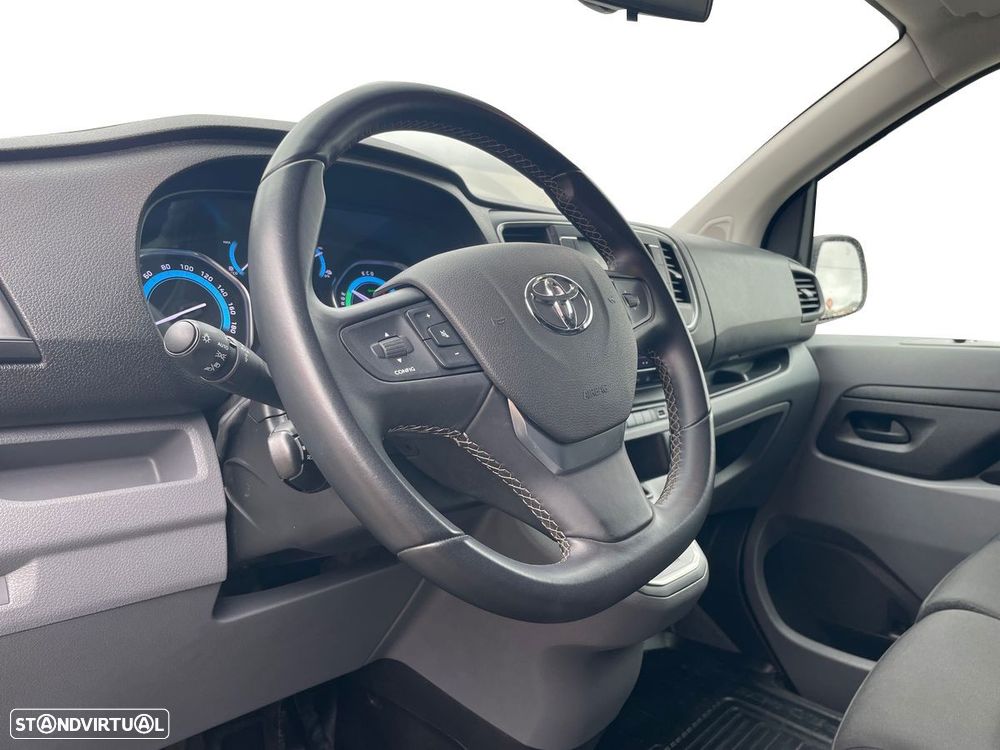 Toyota Proace - 10