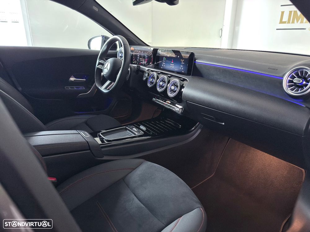 Mercedes-Benz A 180 7G-DCT AMG Line - 14