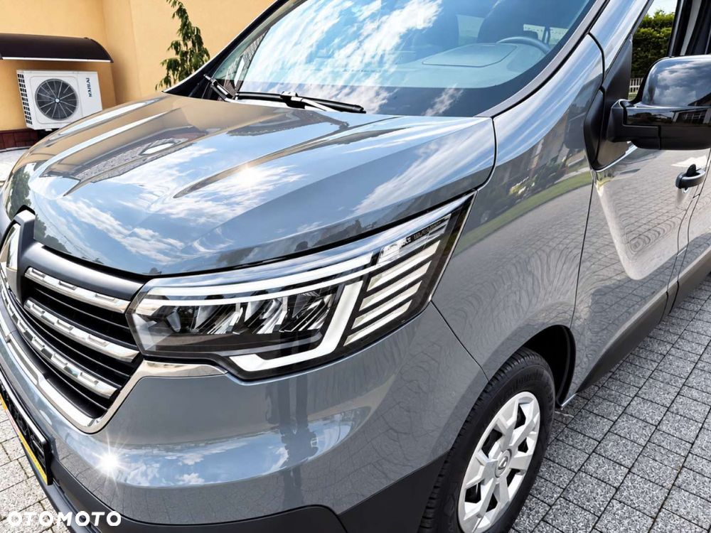 Renault Trafic - 8