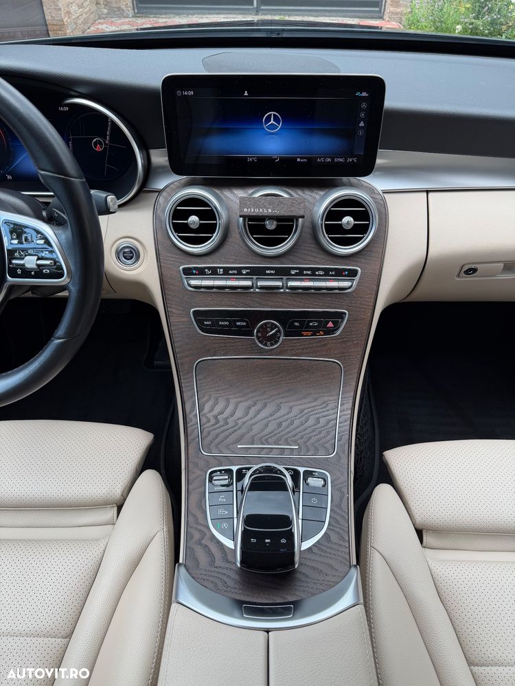 Mercedes-Benz C 220 d 4MATIC Aut - 25