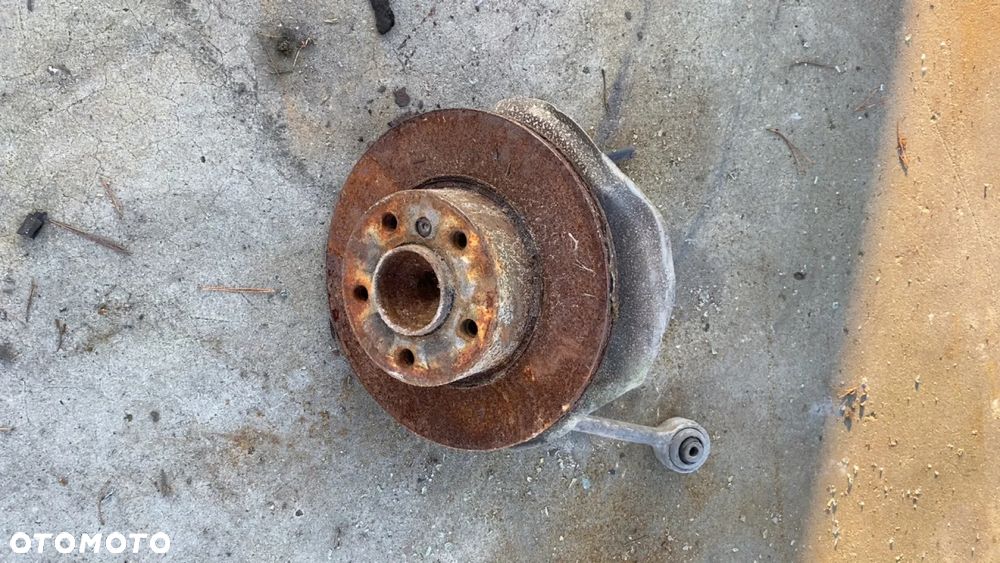 ZWROTNICA PIASTA PRAWA PRZÓD F30 F31 6792288 - 4