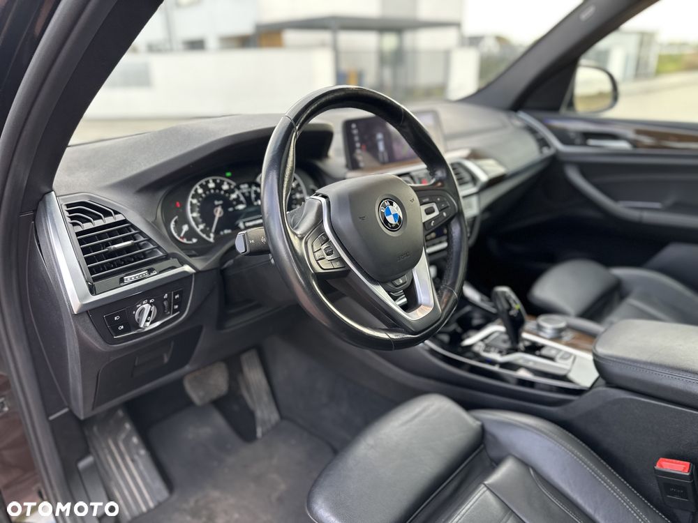 BMW X3 xDrive28i xLine sport - 17