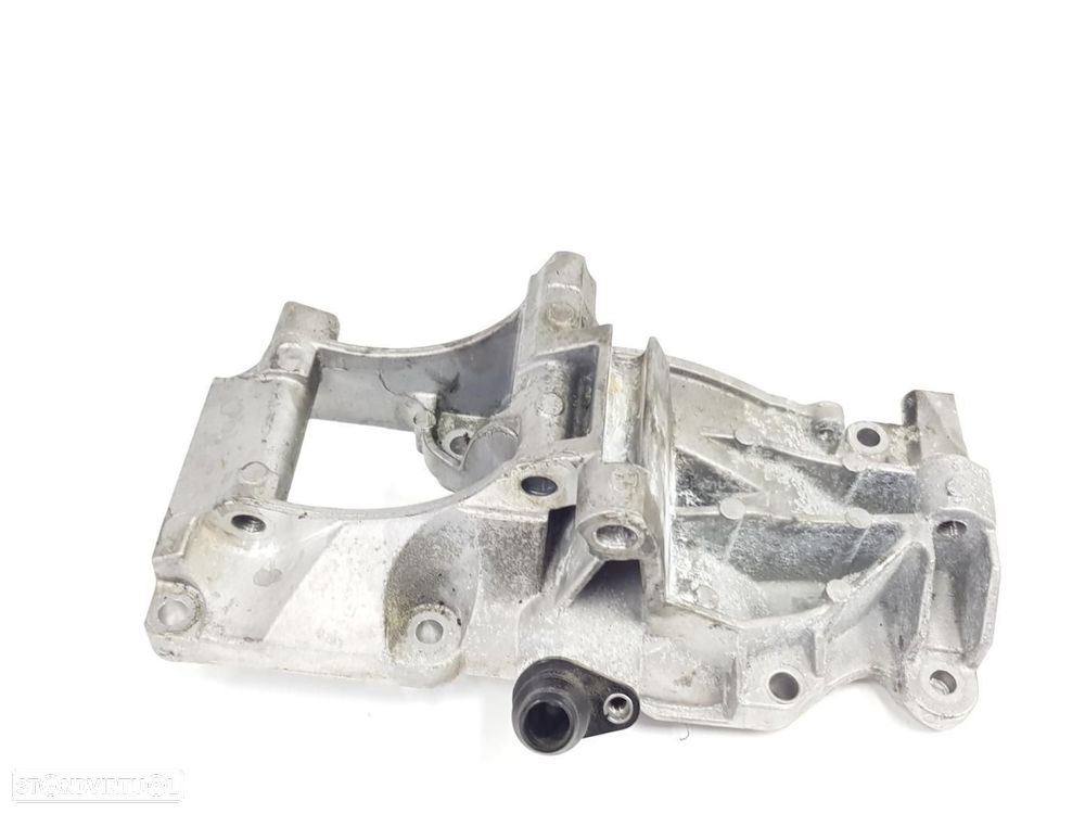 SOPORTE DO ALTERNADOR BMW SERIE X5 G05 - 1