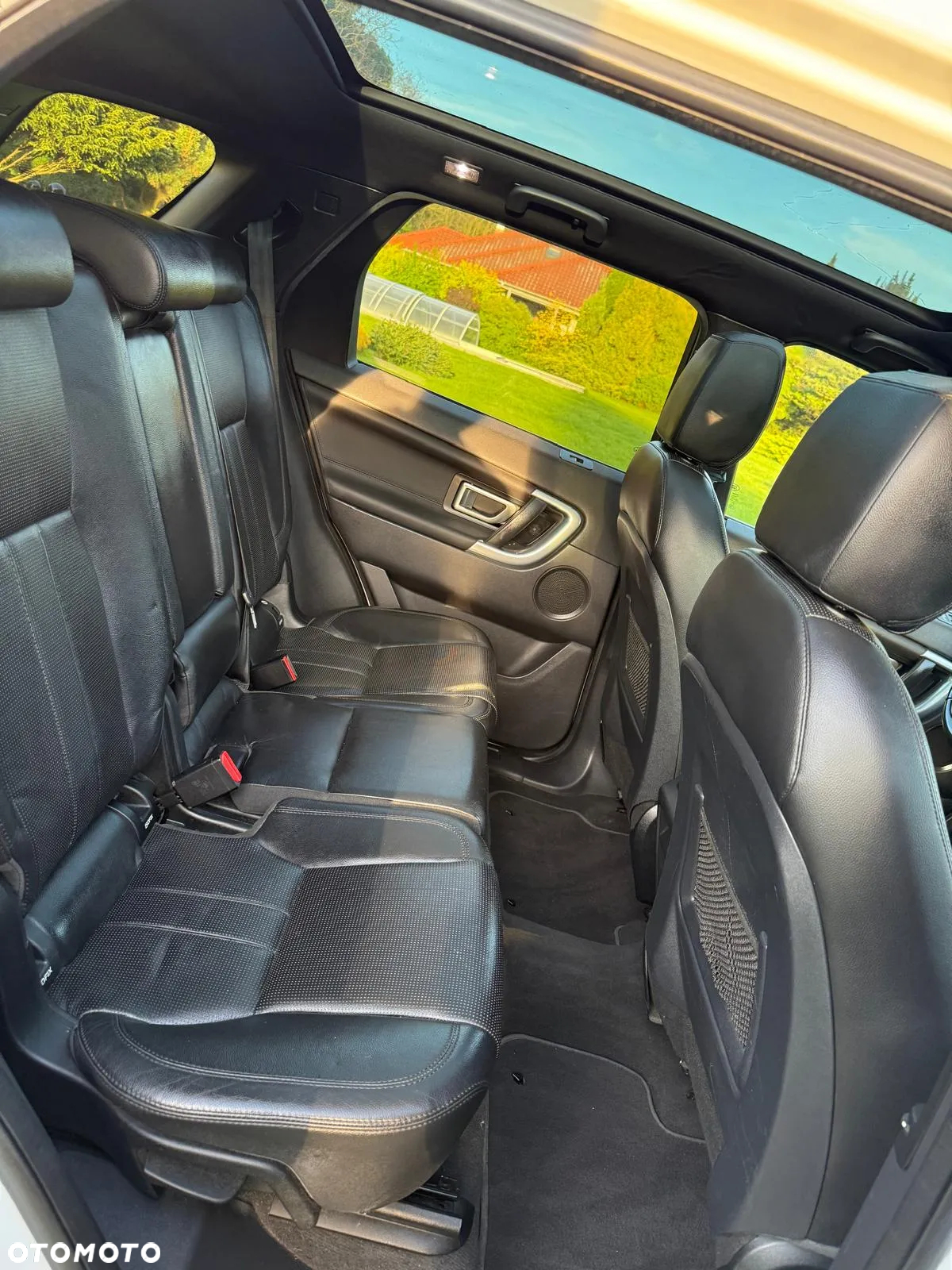 Land Rover Discovery Sport 2.0 TD4 HSE Luxury - 6