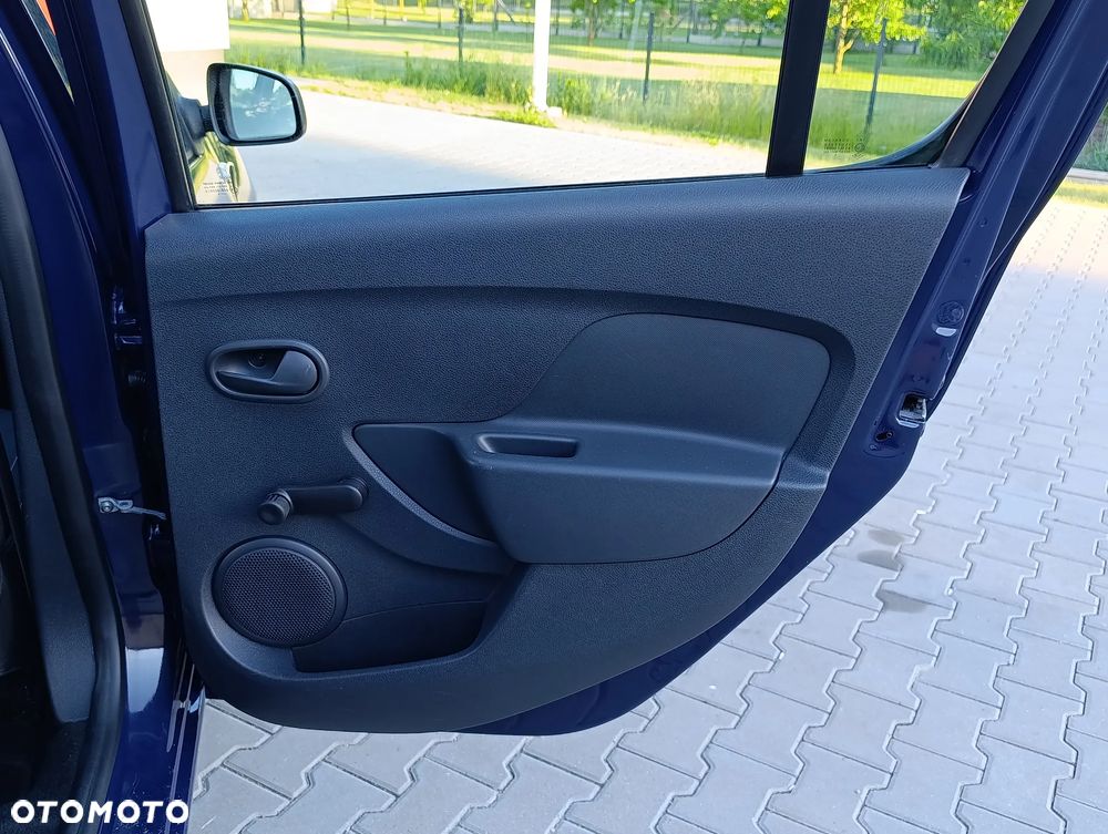 Dacia Sandero 1.2 16V - 32