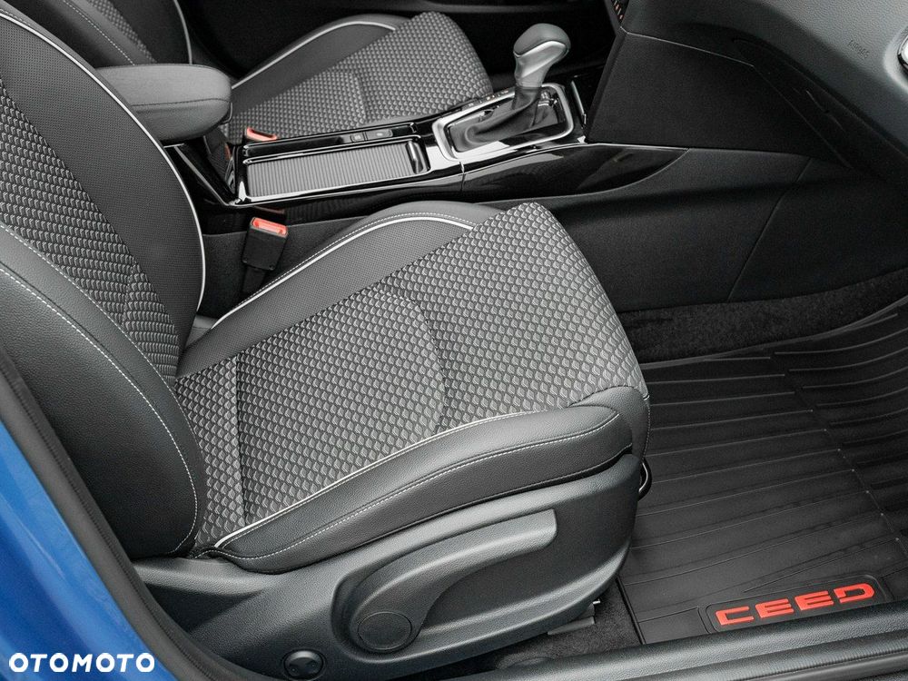 Kia Ceed 1.5 T-GDI Tribute DCT - 31