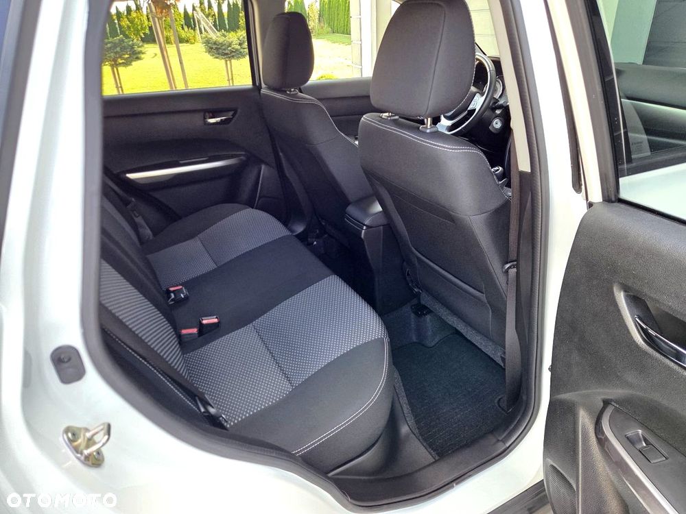 Suzuki Vitara - 21