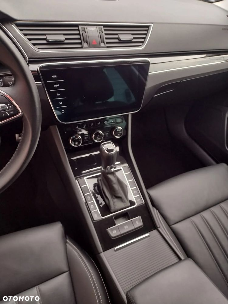 Skoda Superb 2.0 TSI 4x4 L&K DSG - 31
