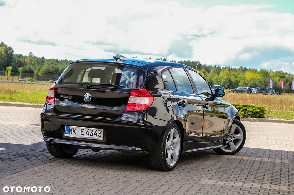 BMW Seria 1 120d DPF - 7