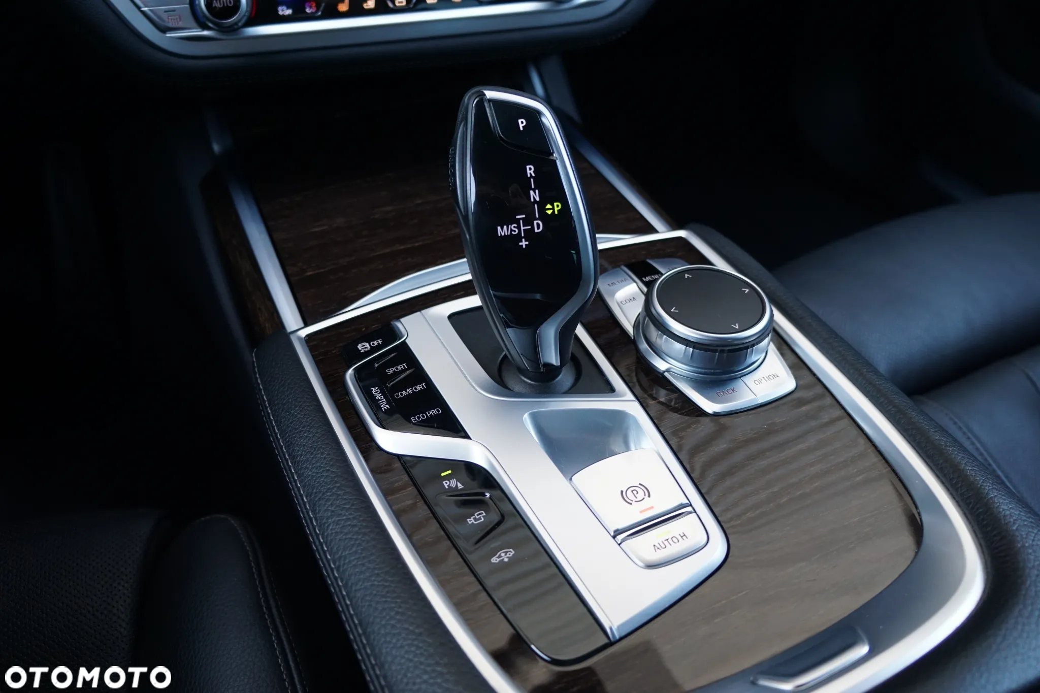 BMW Seria 7 - 19