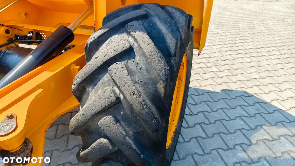 JCB 6 FT - 27