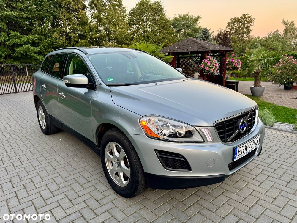 Volvo XC 60 D4 Geartronic Momentum - 13