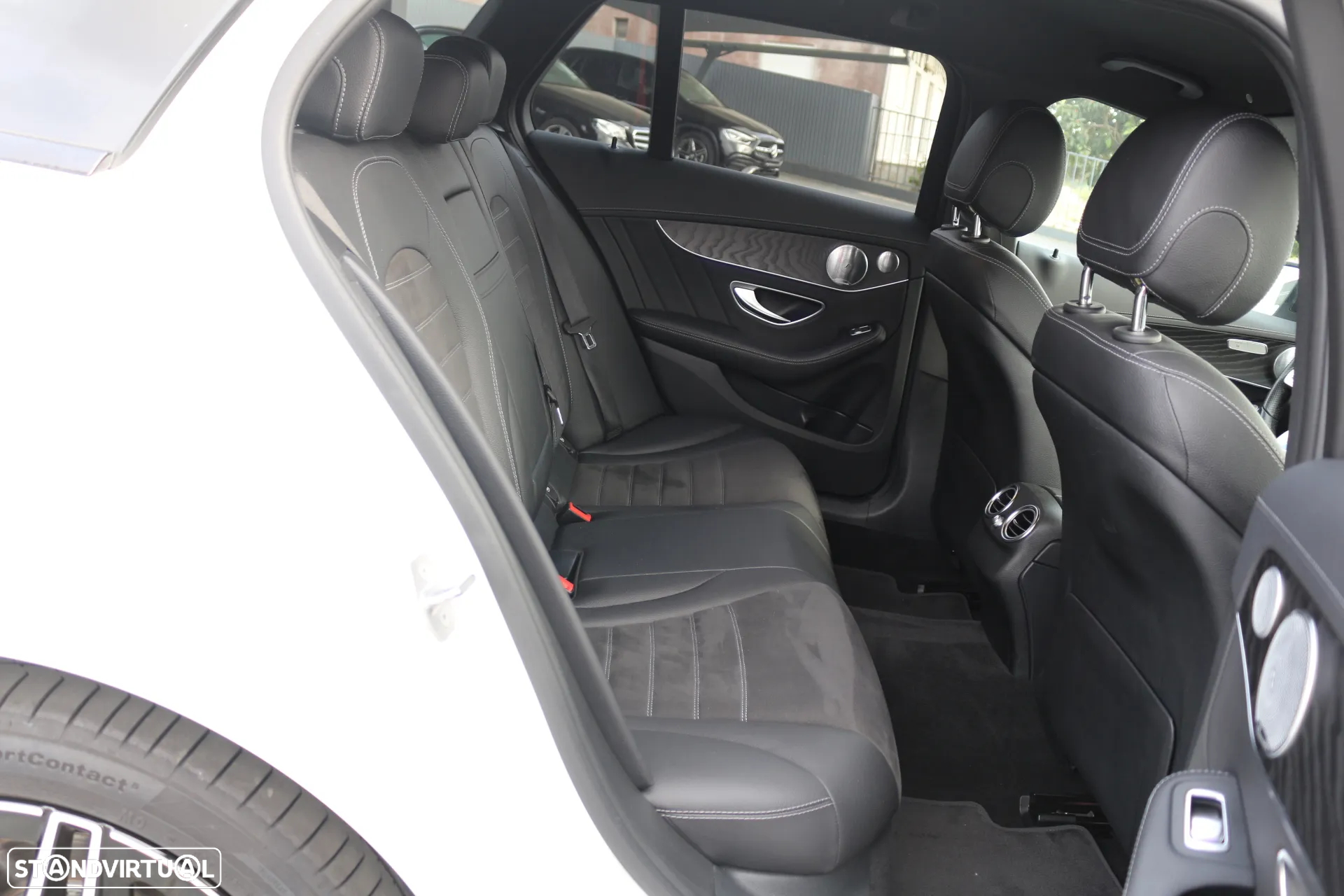 Mercedes-Benz C 300 de AMG Line - 36