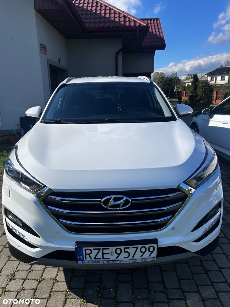 Hyundai Tucson - 8