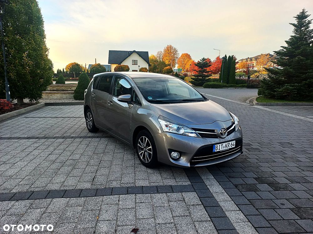 Toyota Verso - 13