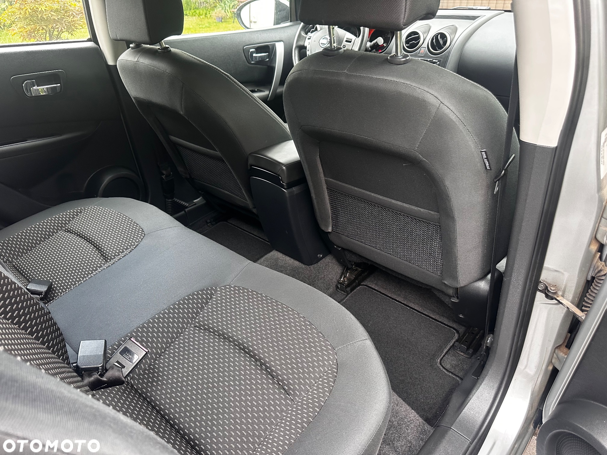 Nissan Qashqai 1.6 visia - 23