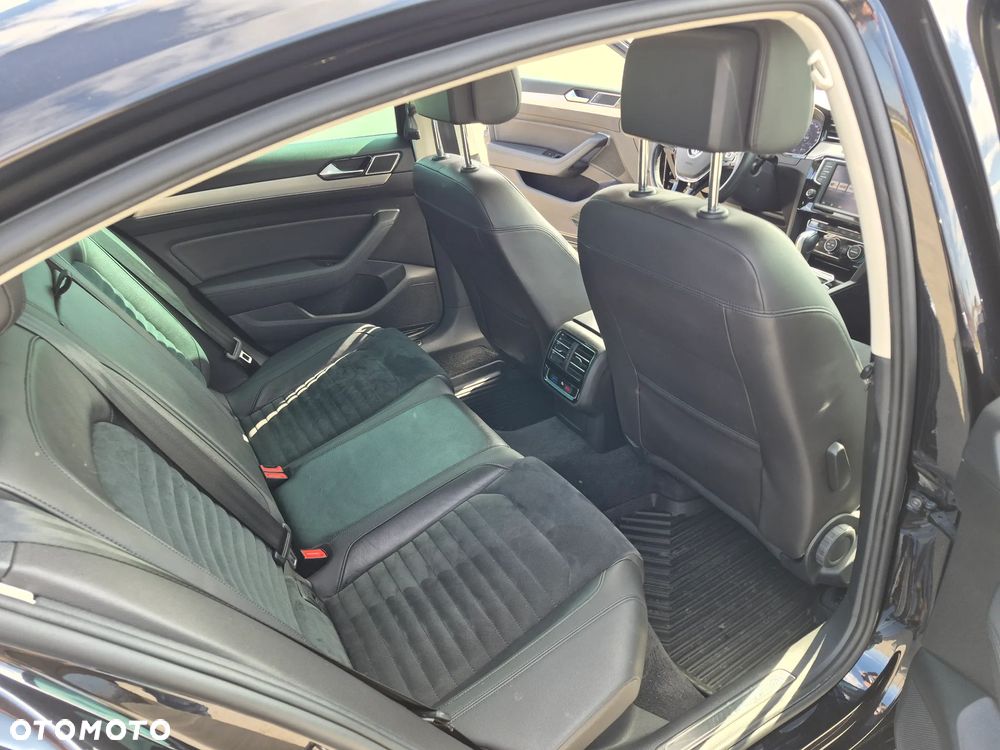 Volkswagen Passat 2.0 TDI (BlueMotion Technology) DSG Highline - 14