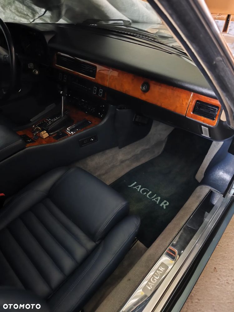 Jaguar XJS - 11