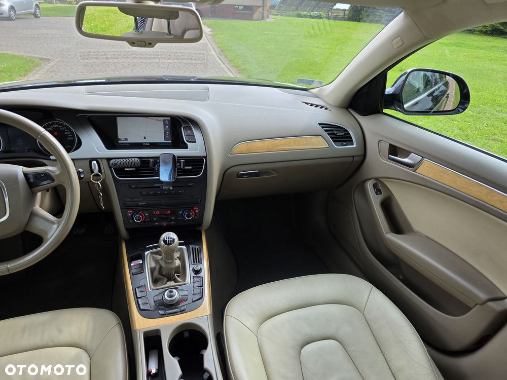 Audi A4 Limousine 2.0 TDI DPF Ambition - 25