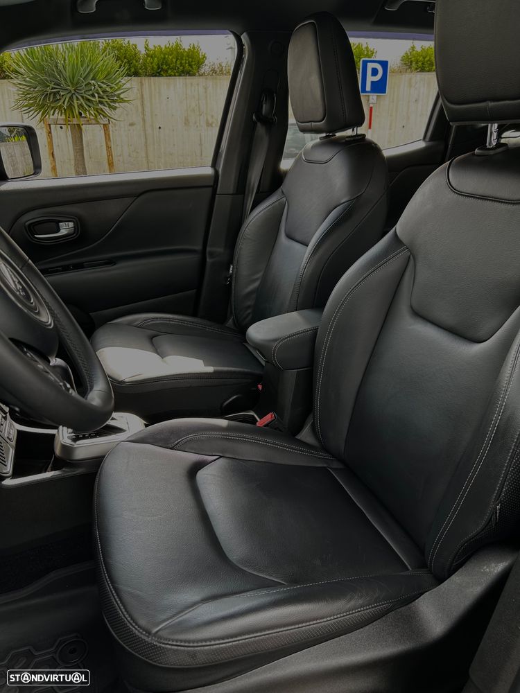Jeep Renegade 1.3 T Limited S DCT — fotografia 15