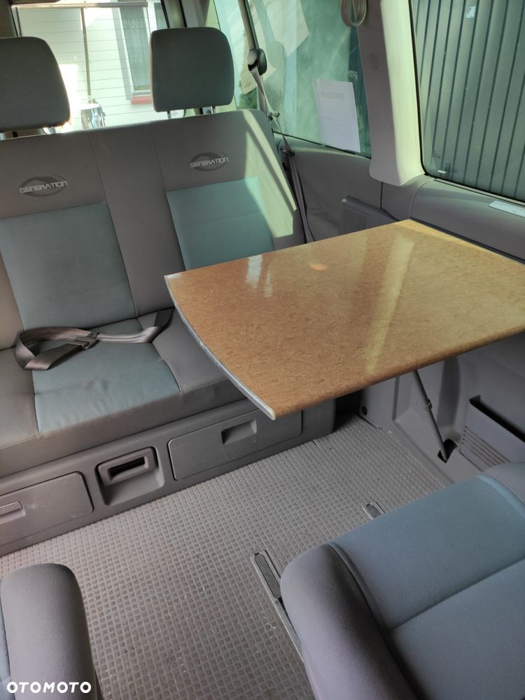 Volkswagen Multivan Standard - 5