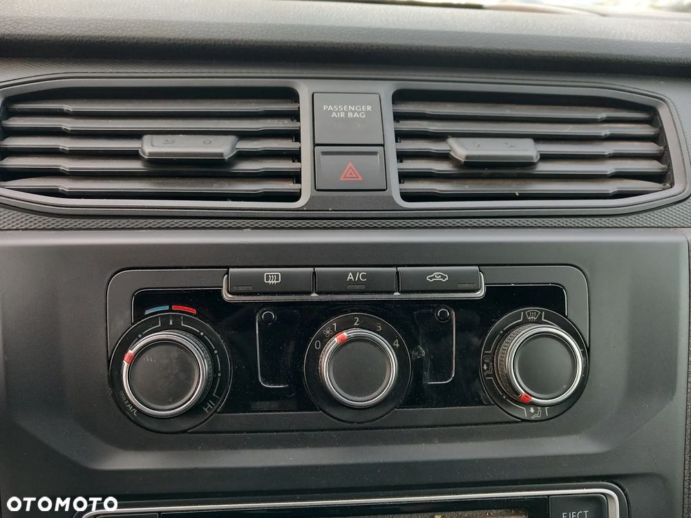 Volkswagen Caddy - 21