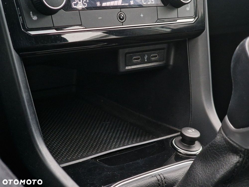 Volkswagen T-Cross 1.0 TSI Life - 23