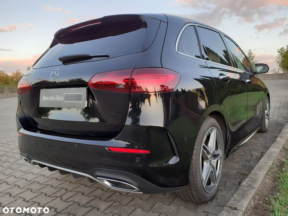 Mercedes-Benz Klasa B 200 d AMG Line 8G-DCT - 10