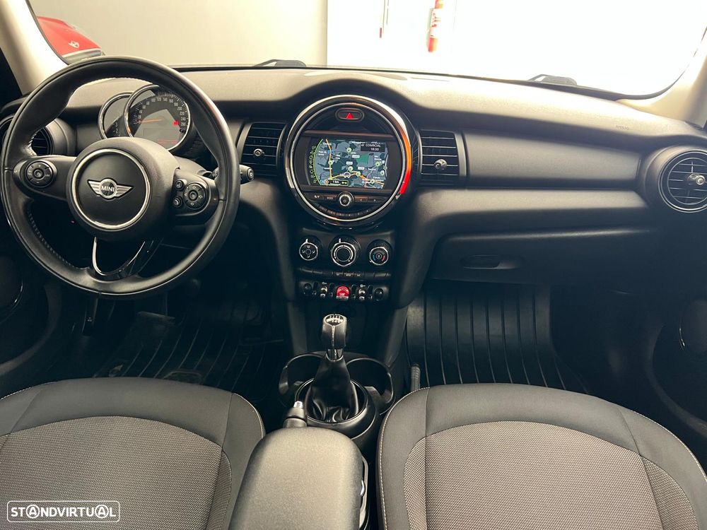 MINI 5 Portas One D - 20