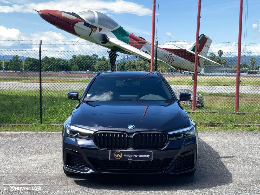 BMW 530 e Pack Desportivo M Pro - 8