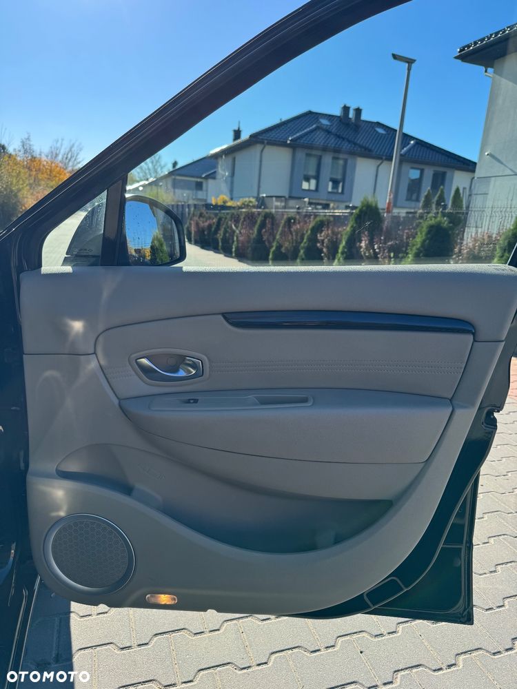 Renault Grand Scenic dCi 130 FAP Luxe - 10