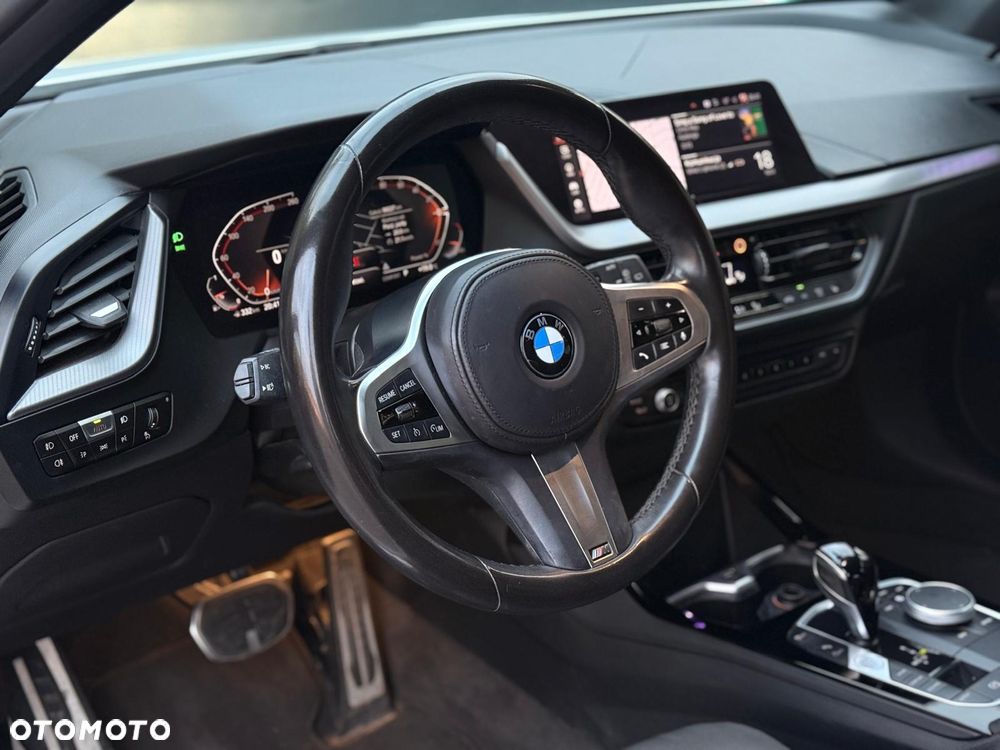 BMW Seria 1 118i M Sport - 16
