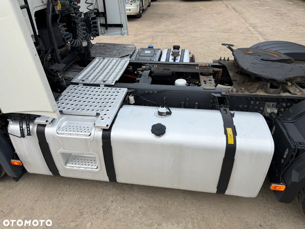 Volvo FH 500 ALUFELGI / HYDRAULIKA HYVA DWUOBWODOWA / TYLKO 577 153 KM PRZEBIEGU / ŁADNE OPONY / KSENONY / LED / BARDZO ŁADNY STAN / 3 SZTUKI !! - 17