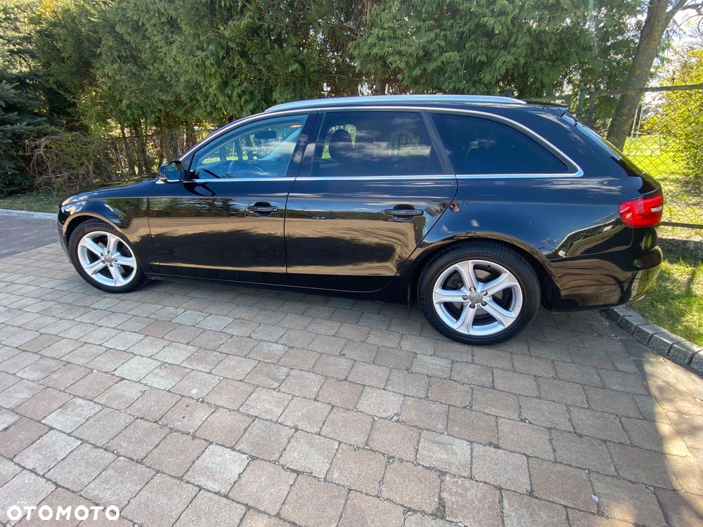 Audi A4 Avant - 8