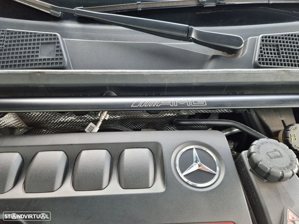 Mercedes-Benz A 35 AMG 4Matic - 40