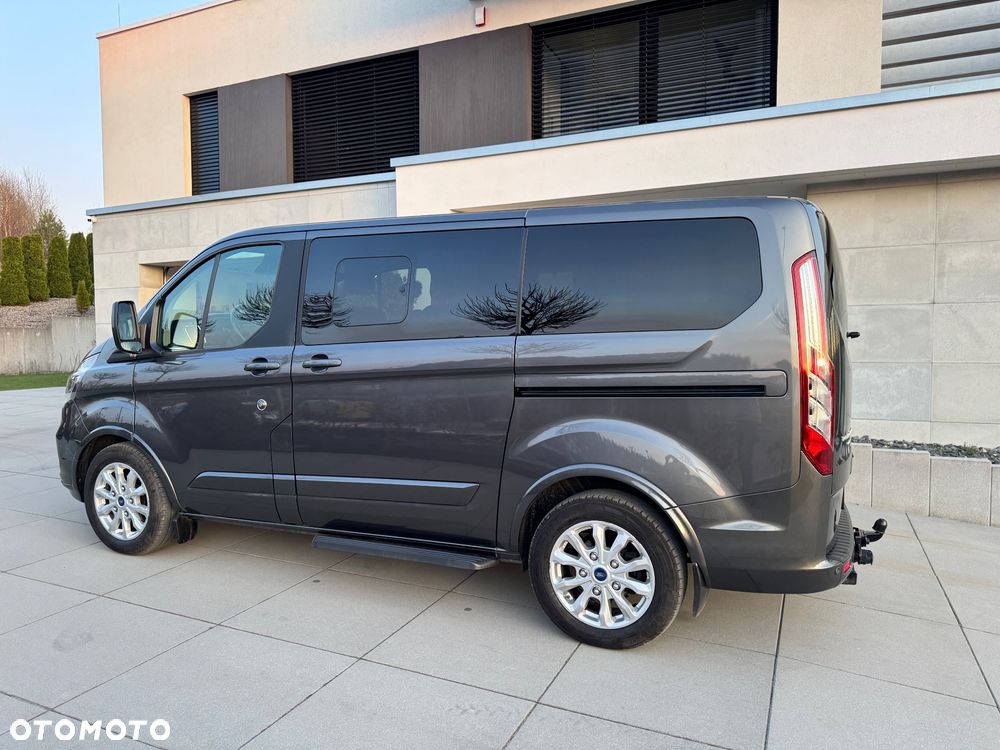 Ford Tourneo Custom 320 L1H1 VA Autm Titanium - 4