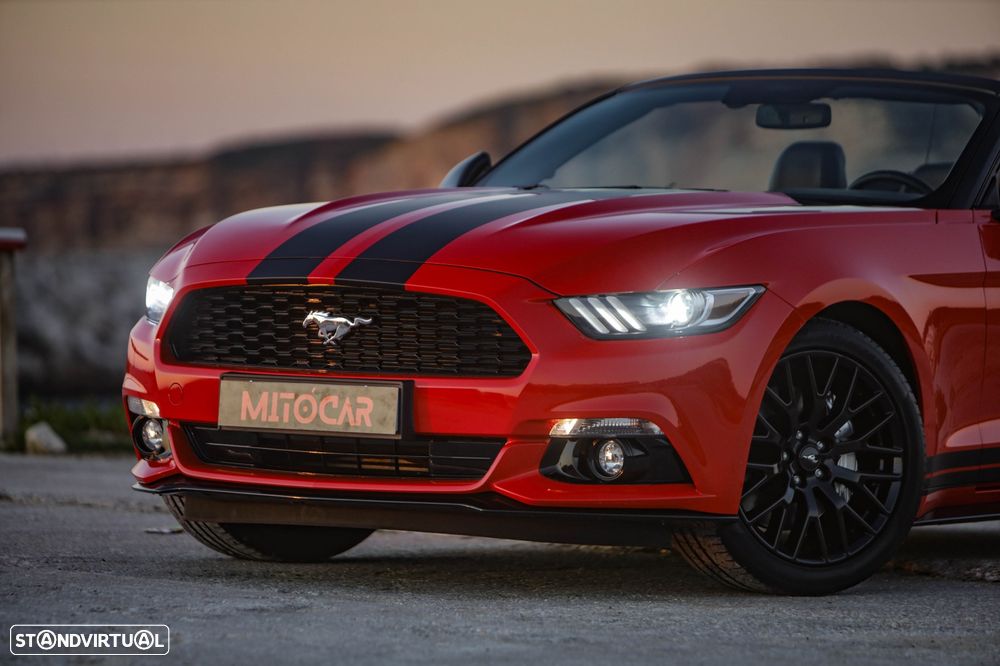 Ford Mustang 2.3i EcoBoost - 22