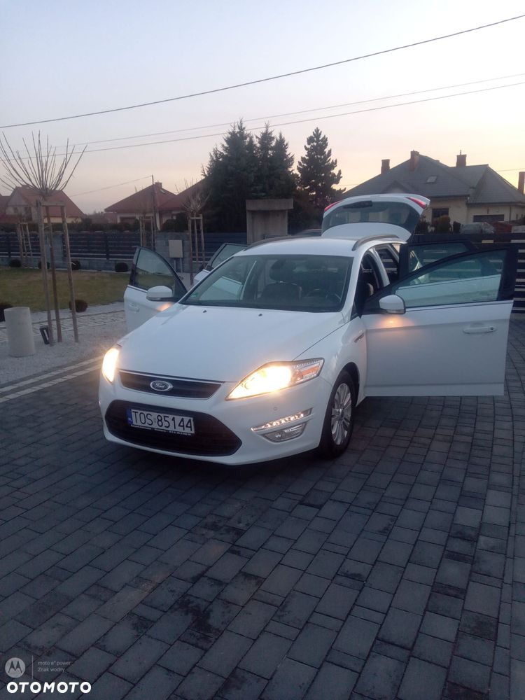 Ford Mondeo - 35