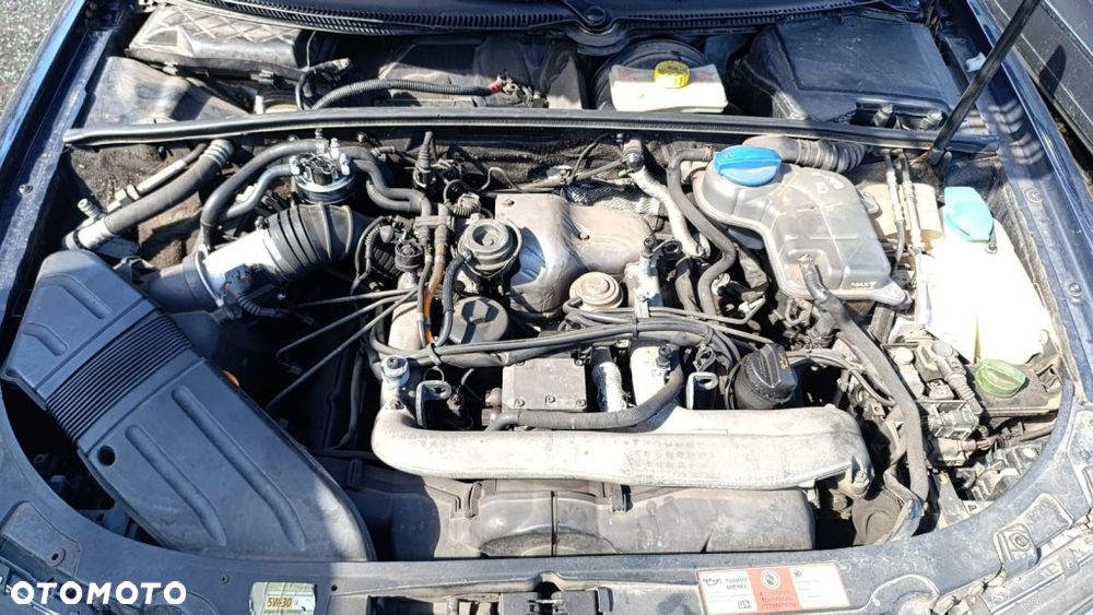 36136 Audi A4 B6 model od 03-06 silnik 2.5 TDI BFC 163 km skrzynia 6 biegowa lakier LY5K - 10
