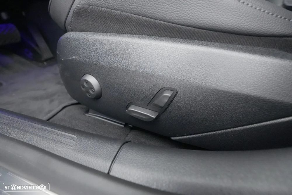 Mercedes-Benz C 300 e Avantgarde - 28