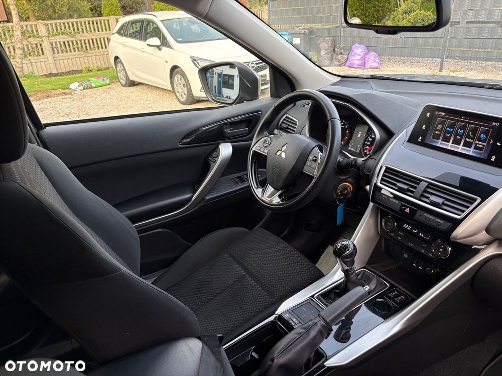 Mitsubishi Eclipse Cross 1.5 T Intense - 30