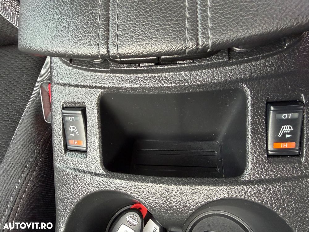 Nissan Qashqai 1.3 DIG-T N-CONNECTA - 20