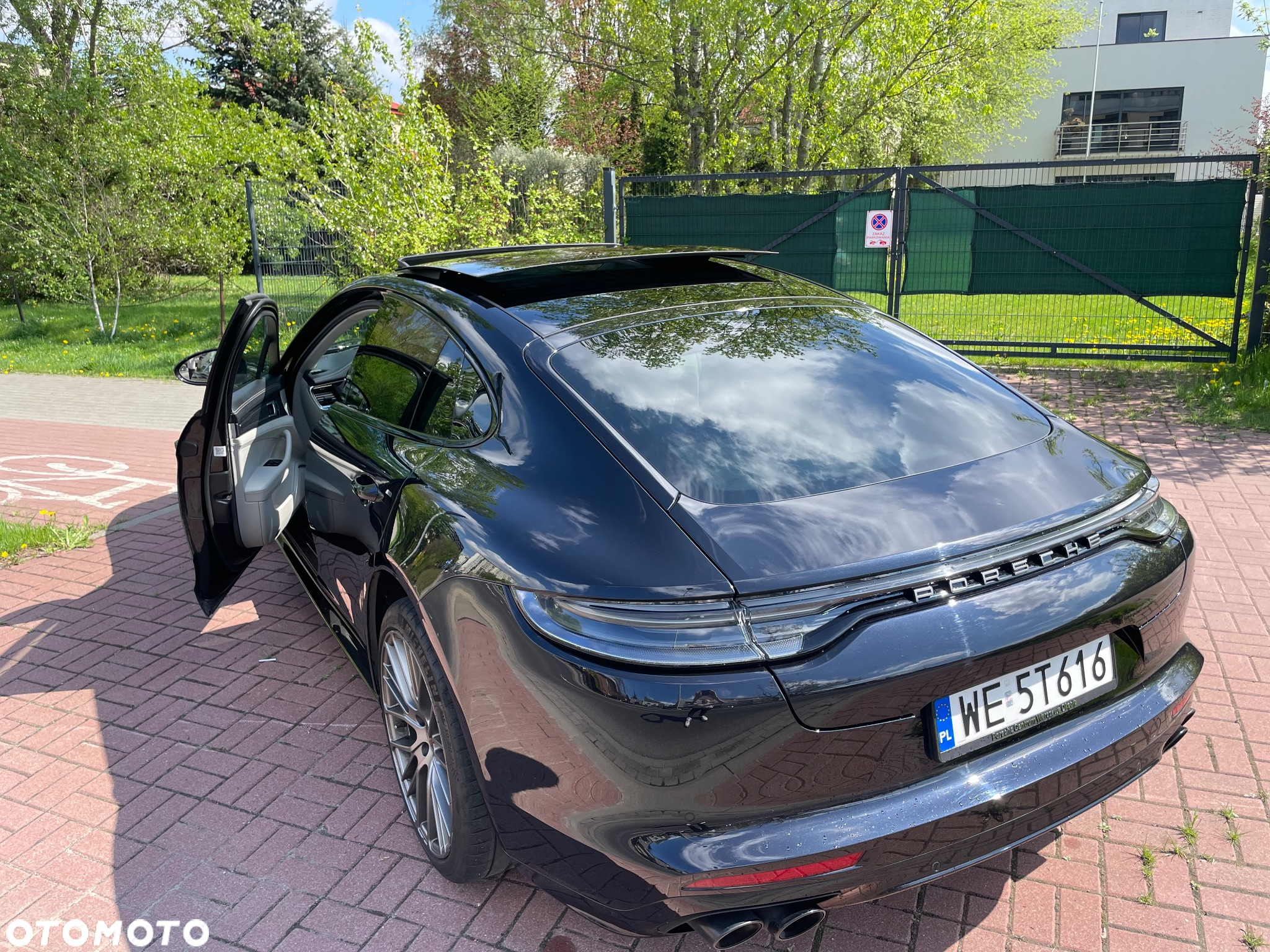 Porsche Panamera 4 Platinum Edition - 7